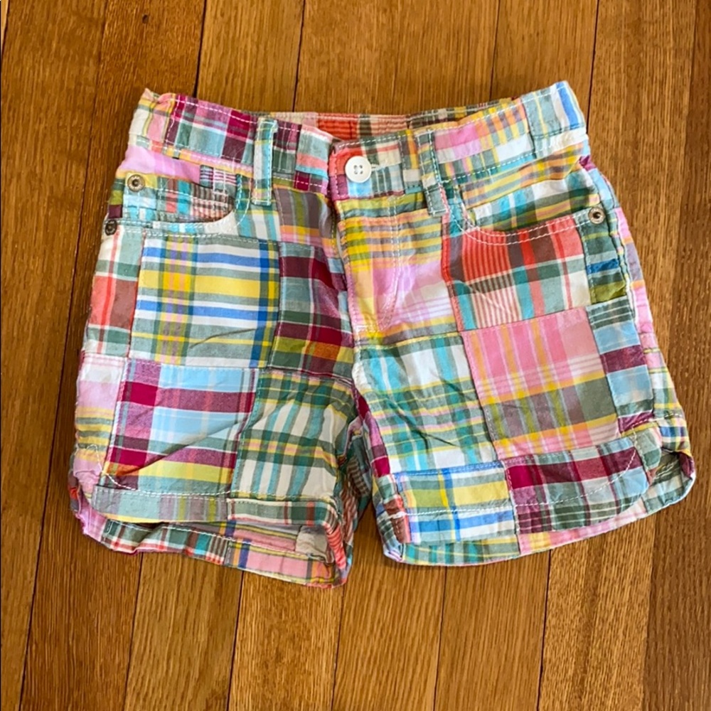 GapKids madras shorts. Size 6.